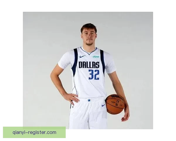 独行侠弗拉格本季九场砍三十以上领先其他新秀总和